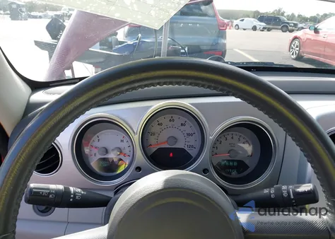 2010 Chrysler Pt Cruiser Classic z USA, uszkodzony, nr VIN 3A4GY5F96AT143687